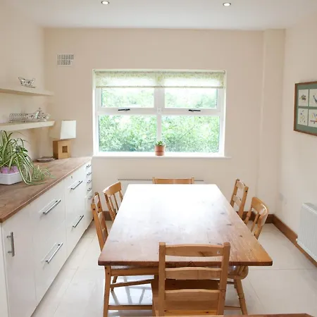 The River House * Slane