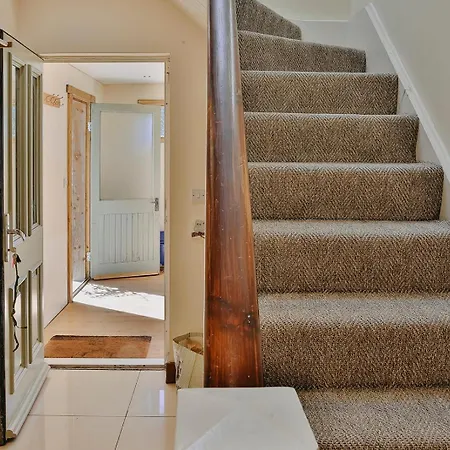 The River House Semesterbostad *