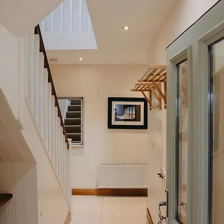 Semesterbostad The River House Slane